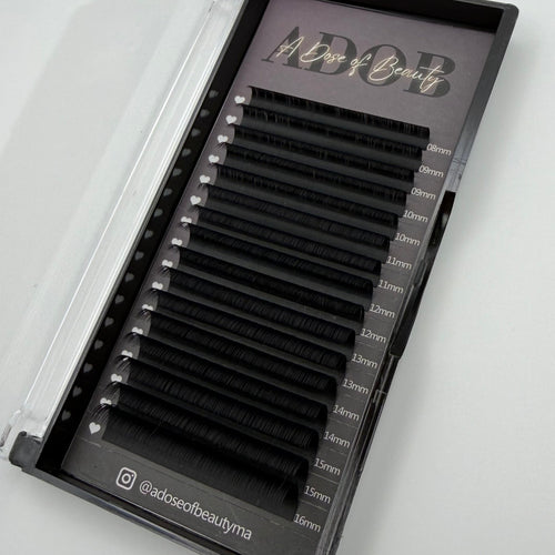 0.05 Cashmere Matte Mixed Length Lash Tray